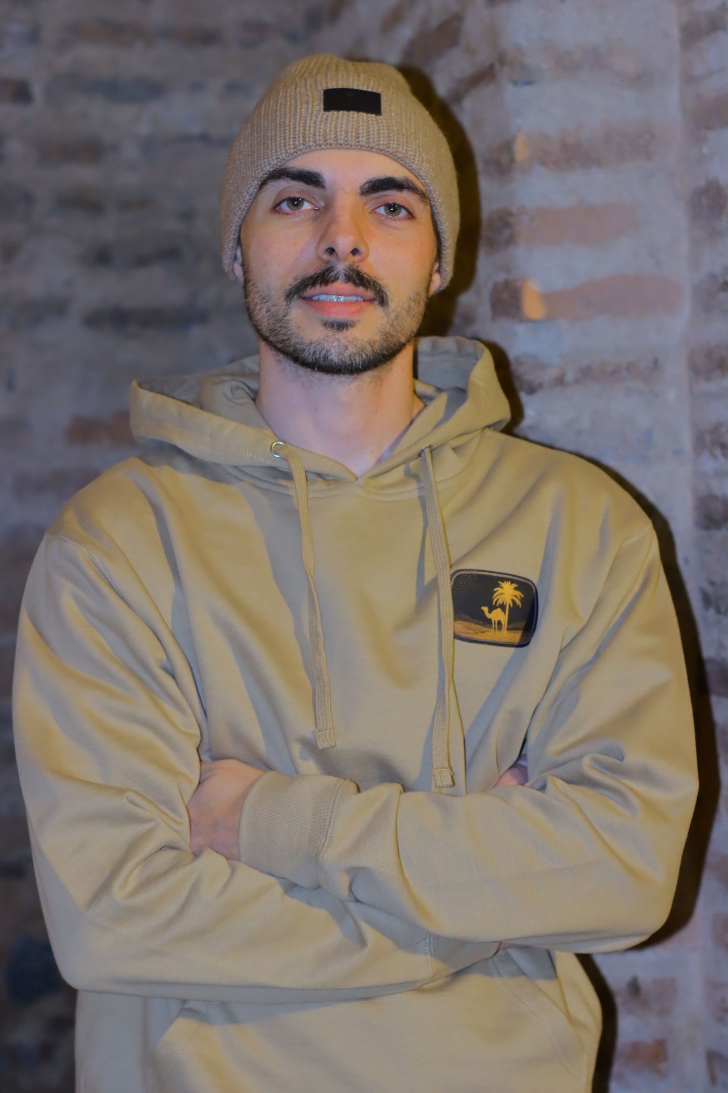 Bucket Hat: Off Kesh Beanie in Brown/Black
